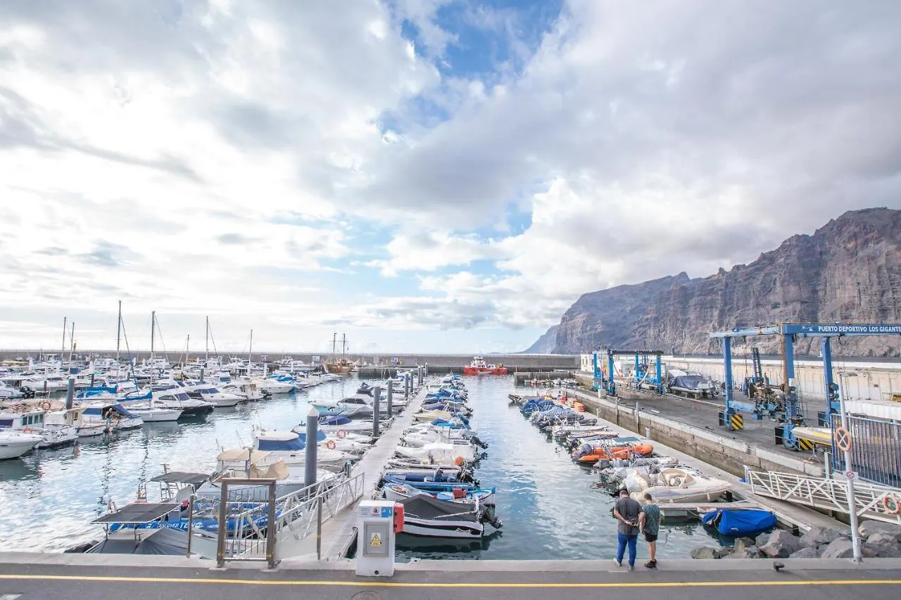Apartamento Con Vistas En Los Gigantes Puerto de Santiago  Espanha